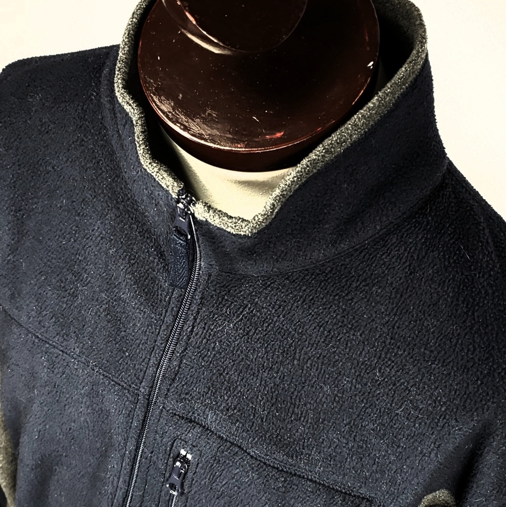 Bugle Boy Men's Large Fleece Full Zip Sweater